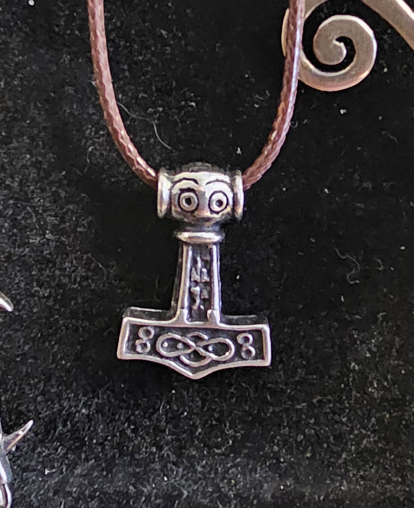 Jasmin Solve WITSHBOX